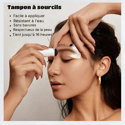 Des Sourcils Parfaits en un Geste